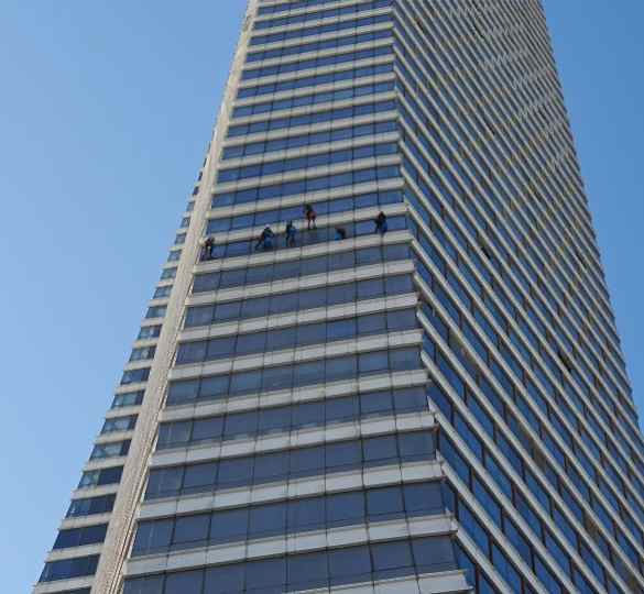 dış cephe cam temizliği, endüstriyel dağcılık, iple erişim, dış cephe silikonlama,dağcı camcı, endüstriyel dağcılık nedir, dış cephe yüksek bina, istanbul dışcephe dağcılık